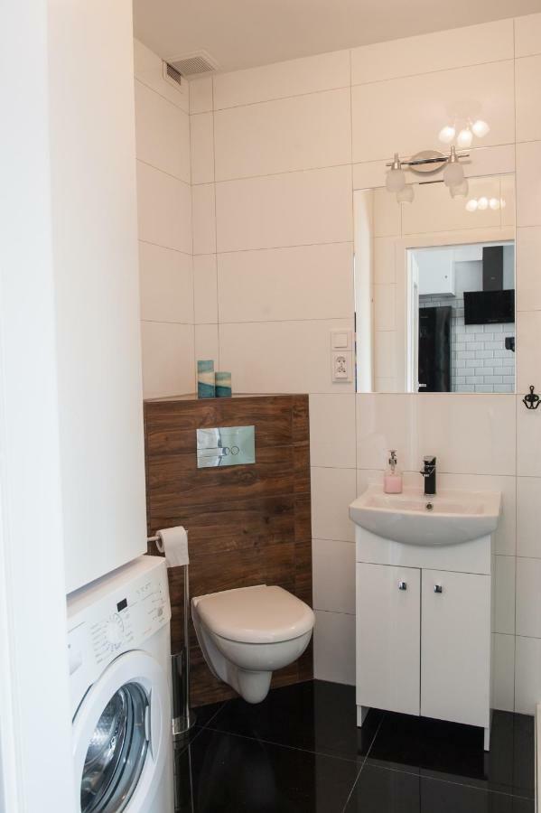 Apartament Winogrady Hawelanska Poznań Kültér fotó
